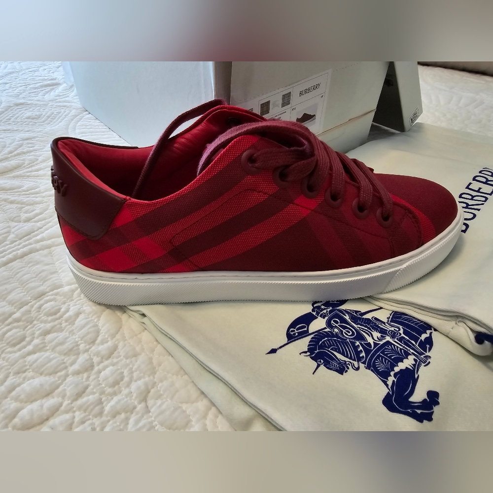 HOST PICK!!!! Burberry New Albridge Check Cotton Sneakers - Picture 6 of 13